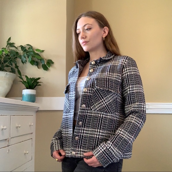 DONATED Black and white tweed plaid Chanel style jacket - Picture 7 of 7